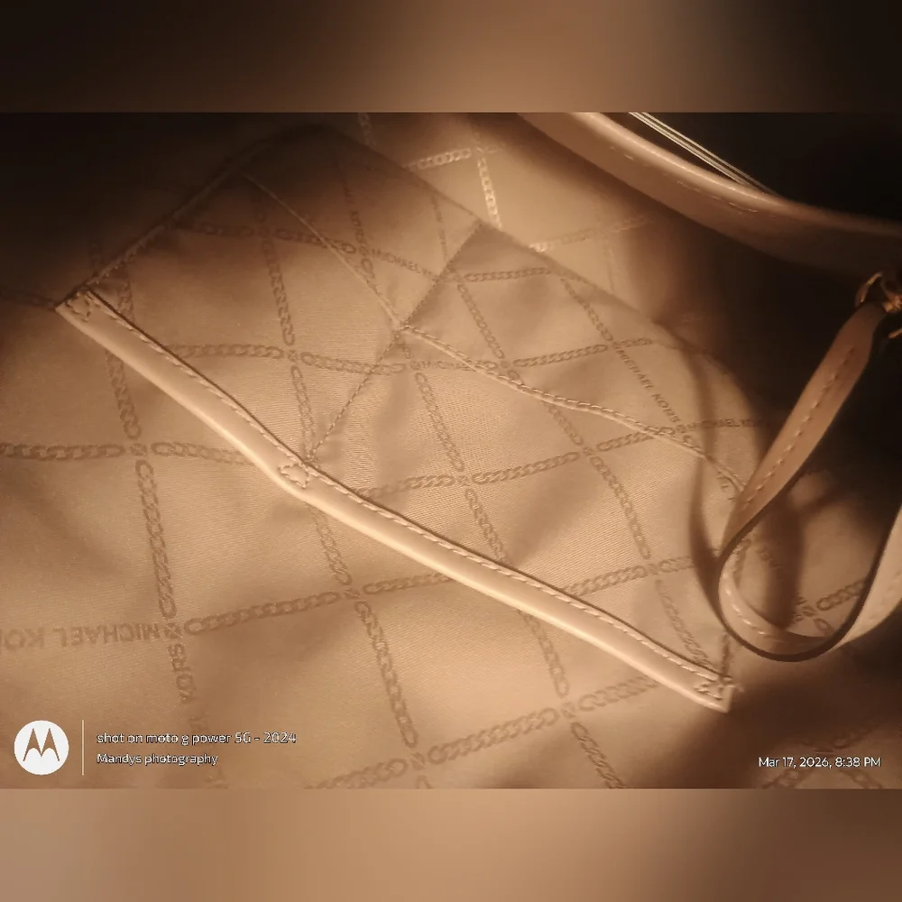 Michael Kors Medium Logo Convertible Crossbody Bag Authentic With Tags Euc - Picture 8 of 15